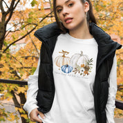 God's Love Remains, Women's Long Sleeve Tee - Lamb’s Love