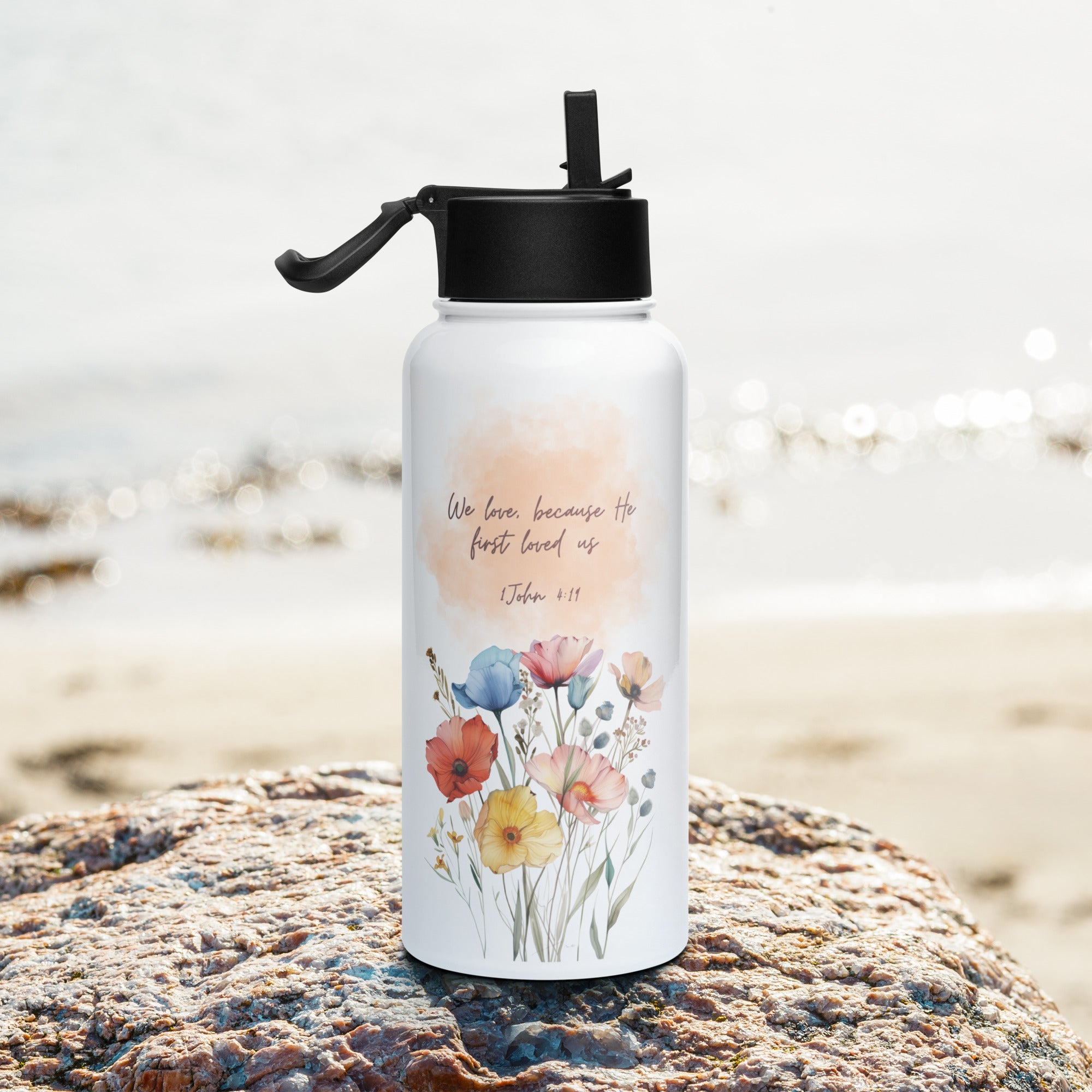 We Love, Insulated Water Bottle 32 oz - Lamb’s Love